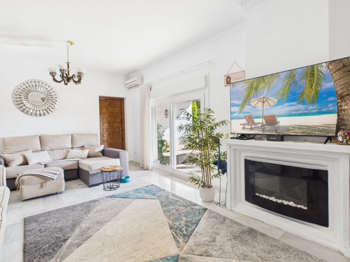 Image No.6-Villa de 4 chambres à vendre à Estepona