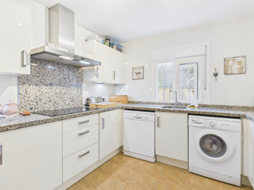 b98le8d7m9k3degpefzhs0lif8u4xzvzhwxtmggyekxx9