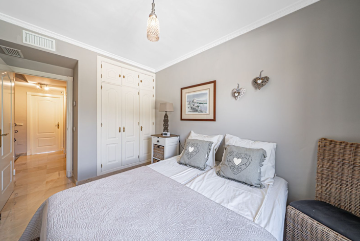 Image No.18-Villa de 4 chambres à vendre à Estepona