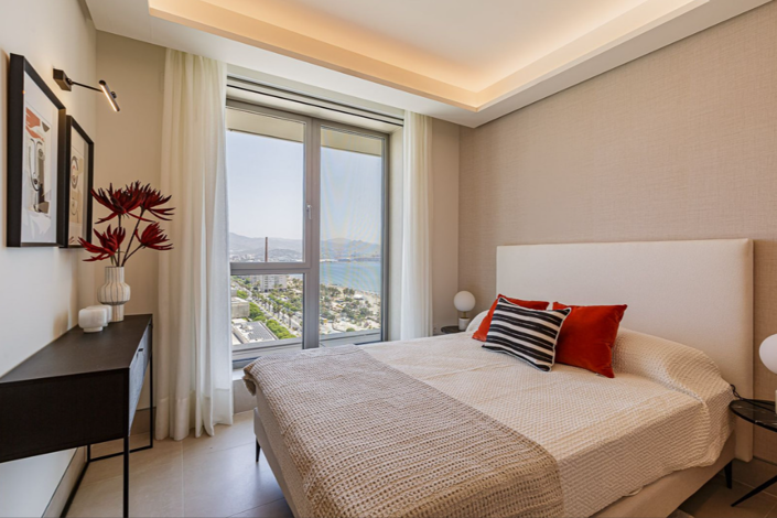 Image No.15-4 Bed Apartment for sale