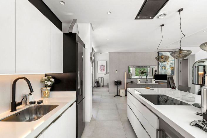 Image No.10-4 Bed Villa for sale