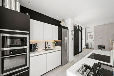 b98le8d7m9k3degpefzhs0lif8u4xzvzhwxtmggyekxx9