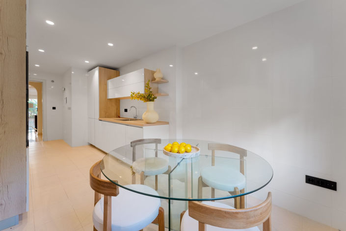 Image No.2-3 Bed Property for sale