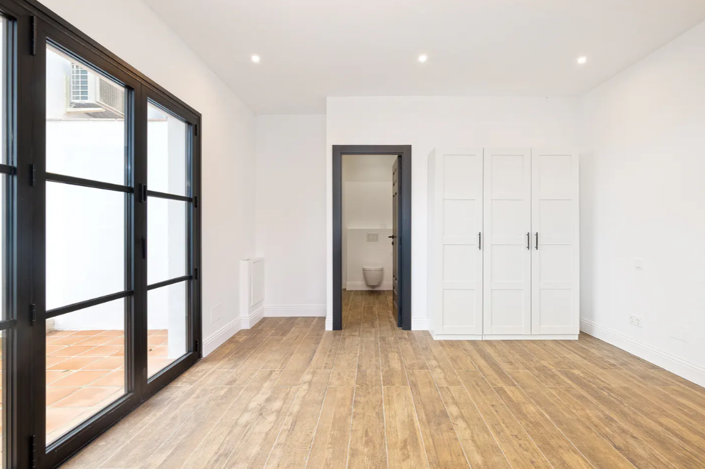 Image No.22-5 Bed Villa for sale