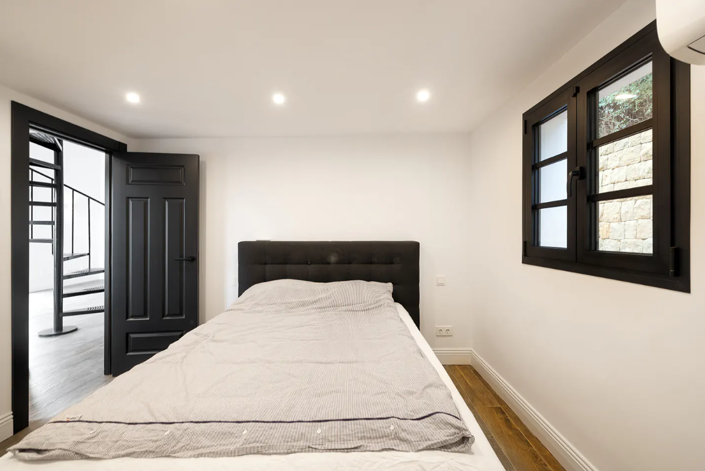 Image No.34-5 Bed Villa for sale