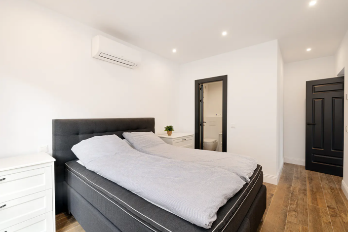 Image No.36-5 Bed Villa for sale