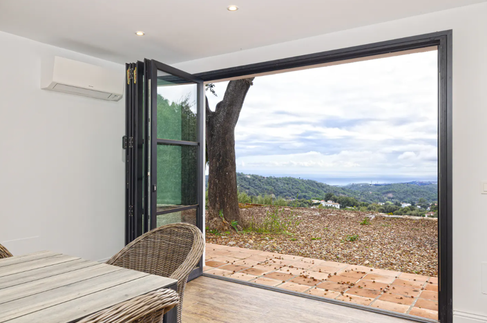 Image No.44-5 Bed Villa for sale