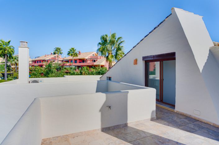 Image No.23-5 Bed Villa for sale