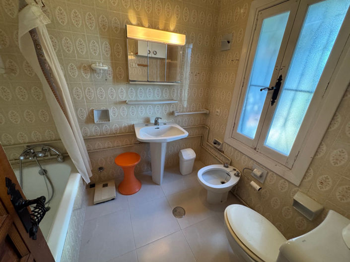 Image No.10-3 Bed Villa for sale