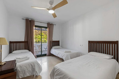 b98le8d7m9k3degpefzhs0lif8u4xzvzhwxtmggyekxx9