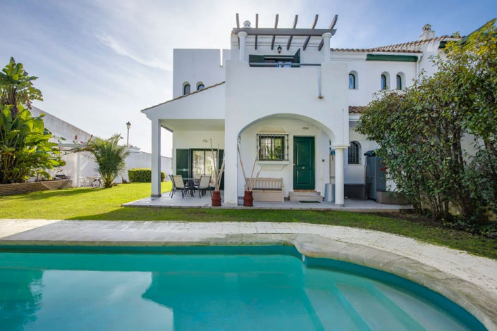 Image No.33-3 Bed Villa for sale