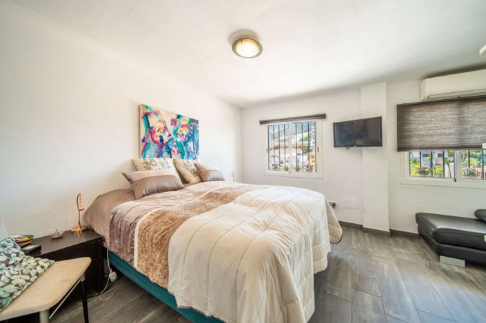 Image No.13-3 Bed Villa for sale