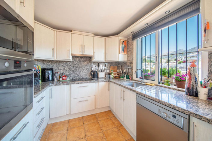 Image No.19-3 Bed Villa for sale