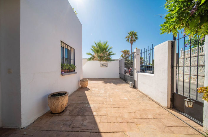 Image No.5-3 Bed Villa for sale