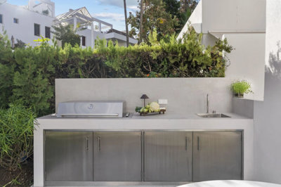 b98le8d7m9k3degpefzhs0lif8u4xzvzhwxtmggyekxx9