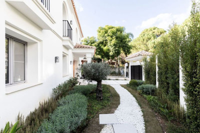 b98le8d7m9k3degpefzhs0lif8u4xzvzhwxtmggyekxx9