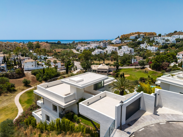 Image No.4-4 Bed Villa for sale