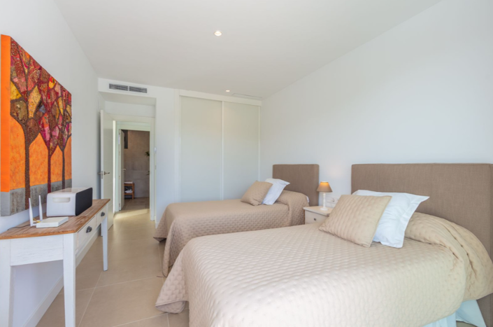 Image No.28-4 Bed Villa for sale