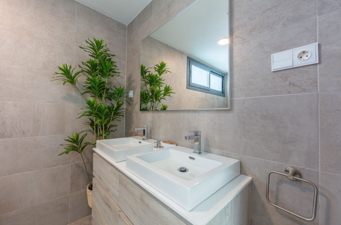 Image No.29-4 Bed Villa for sale