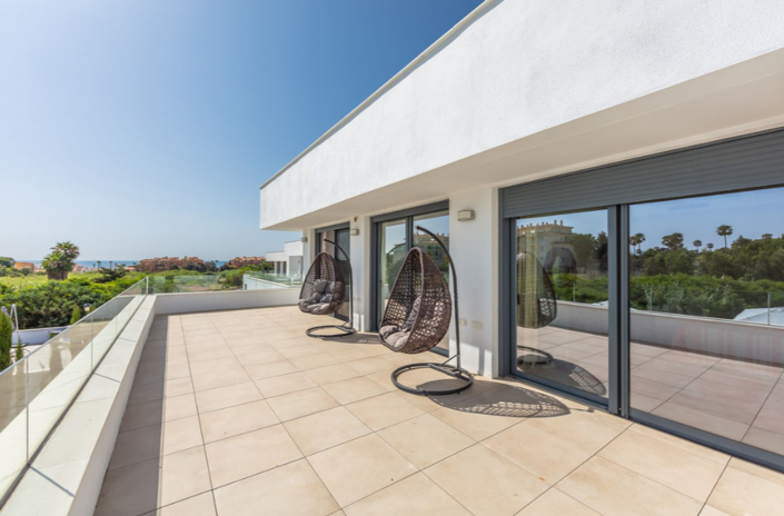 Image No.4-4 Bed Villa for sale