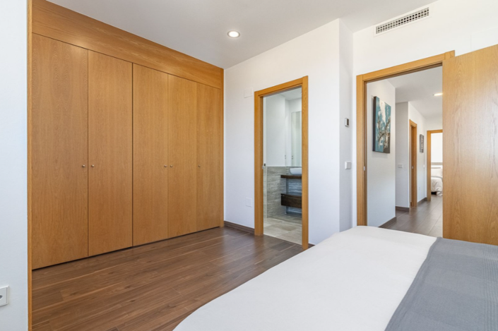 Image No.14-4 Bed Villa for sale