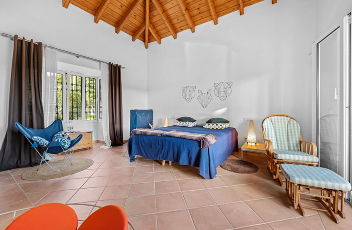 Image No.35-6 Bed Villa for sale