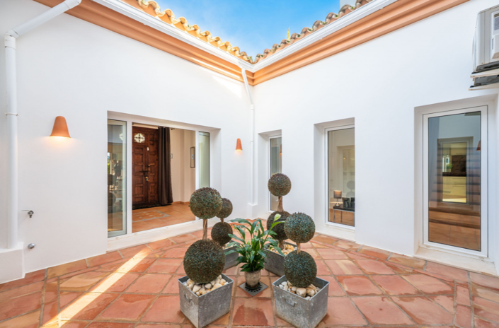 Image No.7-6 Bed Villa for sale