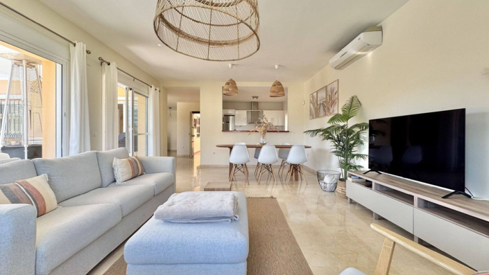 Image No.3-Villa de 3 chambres à vendre à Marbella