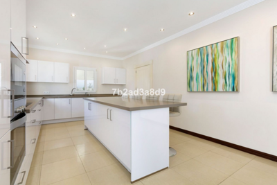 b98le8d7m9k3degpefzhs0lif8u4xzvzhwxtmggyekxx9