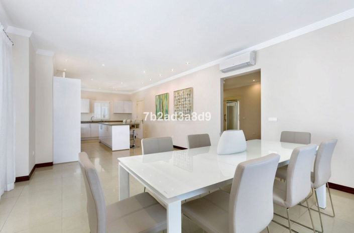 Image No.11-6 Bed Villa for sale