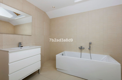 b98le8d7m9k3degpefzhs0lif8u4xzvzhwxtmggyekxx9