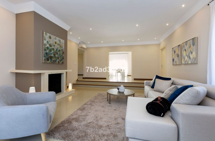 Image No.7-6 Bed Villa for sale