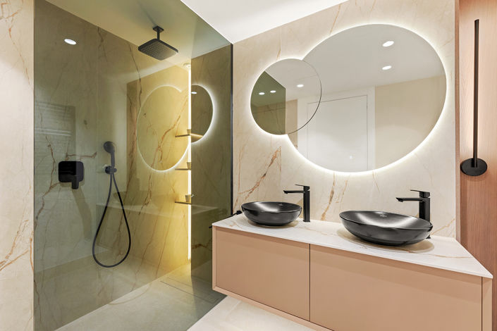 Image No.28-3 Bed Property for sale