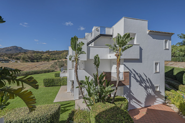 Image No.18-3 Bed Apartment for sale