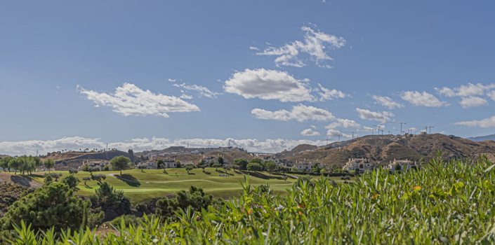 Image No.19-3 Bed Apartment for sale