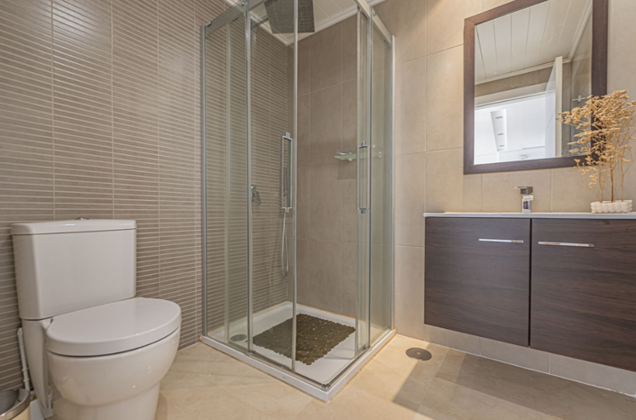 Image No.33-3 Bed Apartment for sale