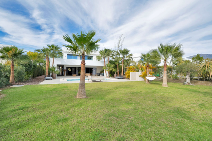 Image No.10-4 Bed Villa for sale