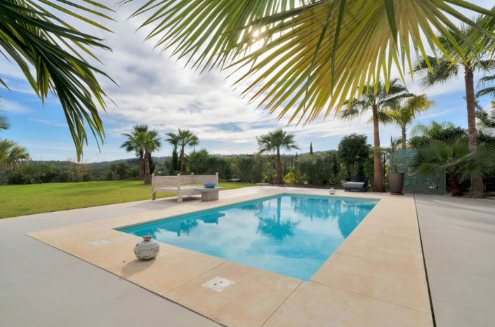 Image No.3-4 Bed Villa for sale