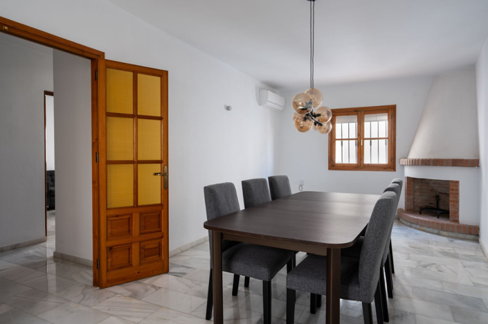 Image No.3-5 Bed Townhouse for sale