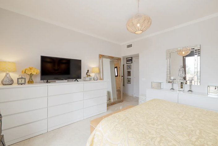 Image No.38-2 Bed Penthouse for sale