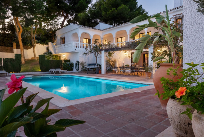 Image No.11-6 Bed Villa for sale