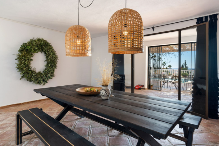 Image No.18-6 Bed Villa for sale