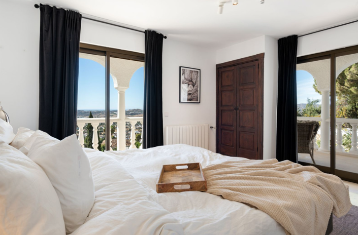 Image No.30-6 Bed Villa for sale