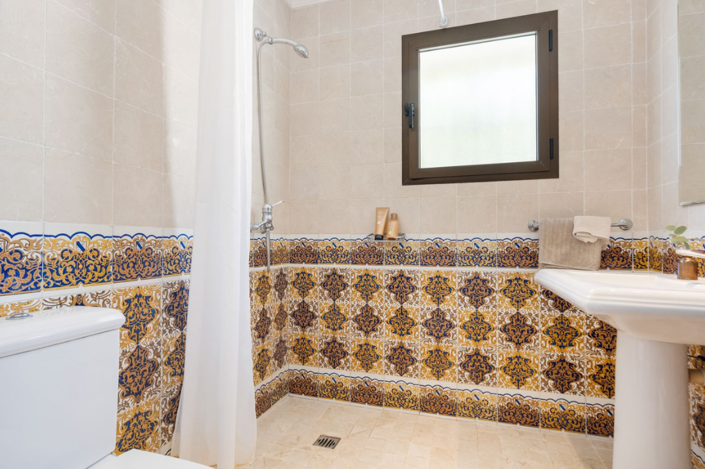 Image No.32-6 Bed Villa for sale