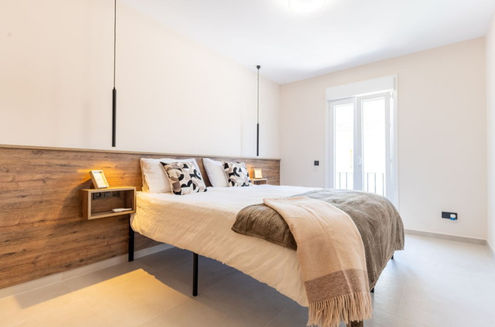 Image No.11-4 Bed Townhouse for sale