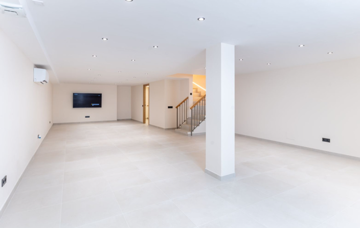 Image No.25-4 Bed Townhouse for sale