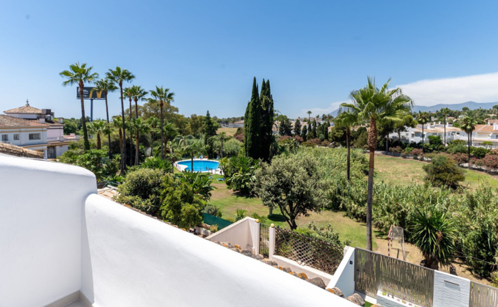 Image No.26-4 Bed Townhouse for sale