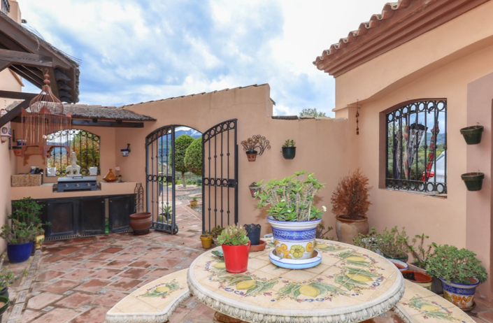 Image No.12-5 Bed Villa for sale