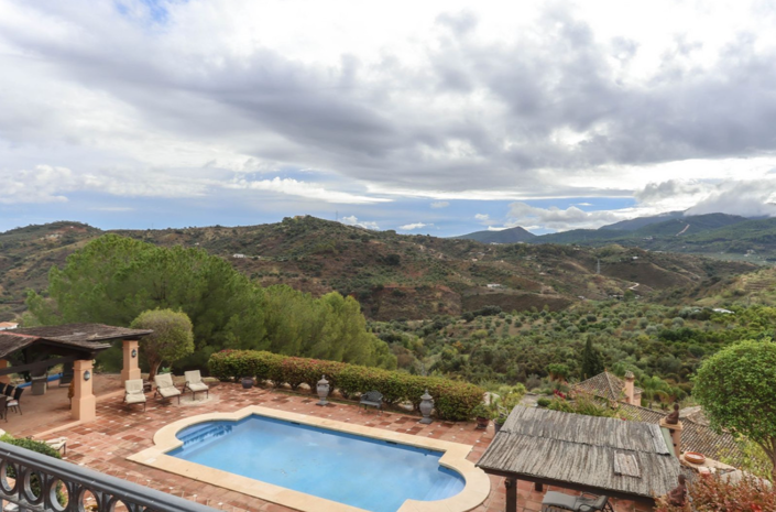 Image No.50-5 Bed Villa for sale