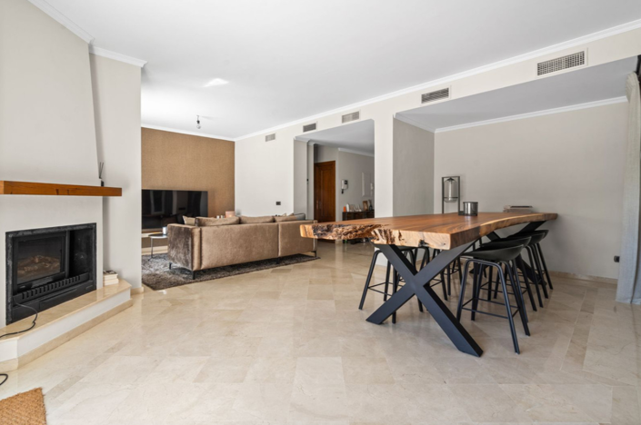 Image No.12-5 Bed Villa for sale